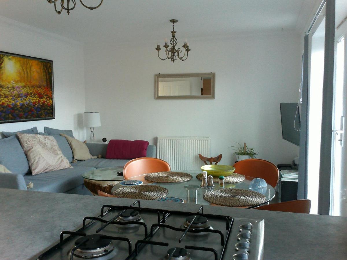 Two Bedroom London Luxury Apartment Экстерьер фото