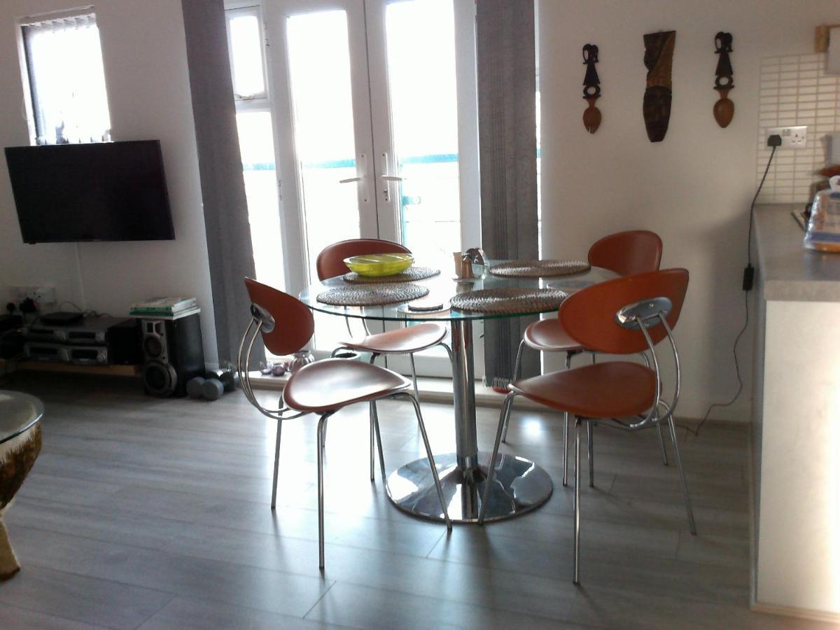 Two Bedroom London Luxury Apartment Экстерьер фото